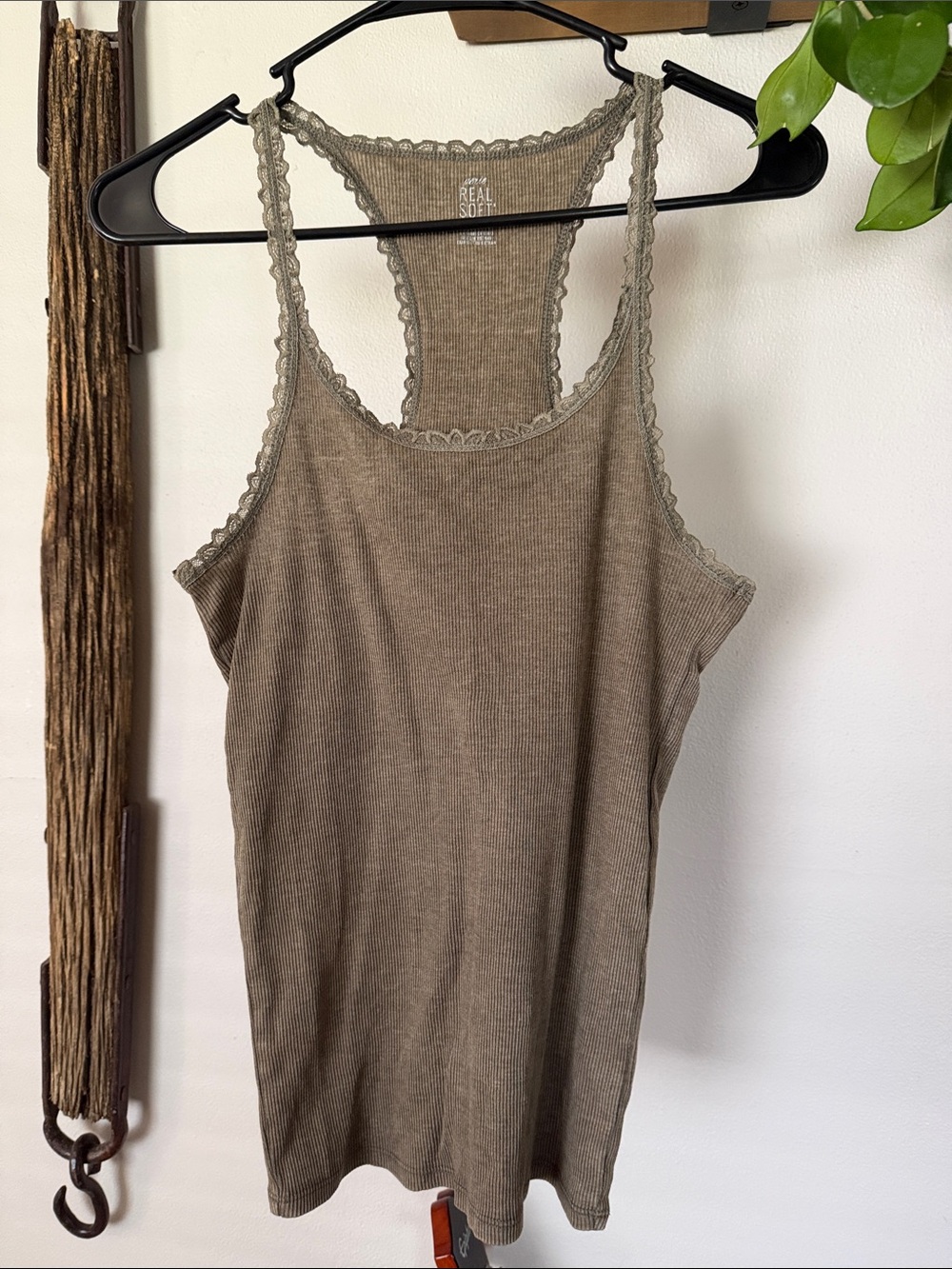 Aerie lace racer back tank size small